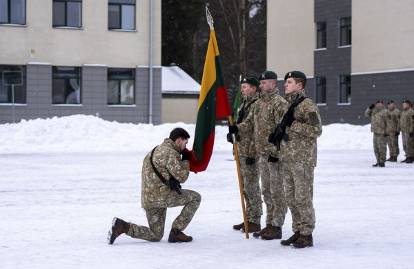 Lietuvos Respublikai prisiekė 1-osios divizijos Savanoriškos nenuolatinės karo tarnybos kariai