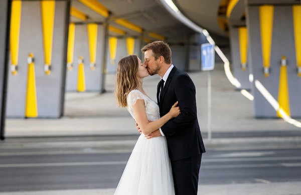 Sugeneravau vestuves, kurių niekada nebuvo - ar tai pakeis vestuvių fotografus?