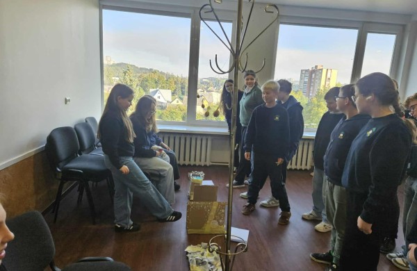 Mokome ir mokomės būti atsakingais 