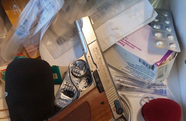 Kriminalistų rankose įspūdingi kiekiai kanapių jonaviečio garaže 