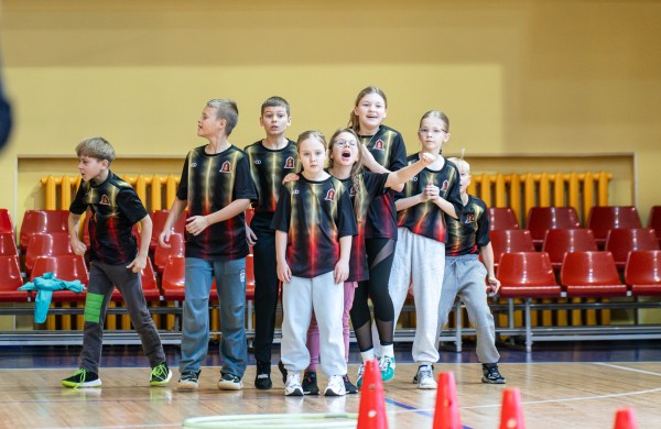 Pradinukai varžėsi „Drąsūs, stiprūs, vikrūs“ varžybose