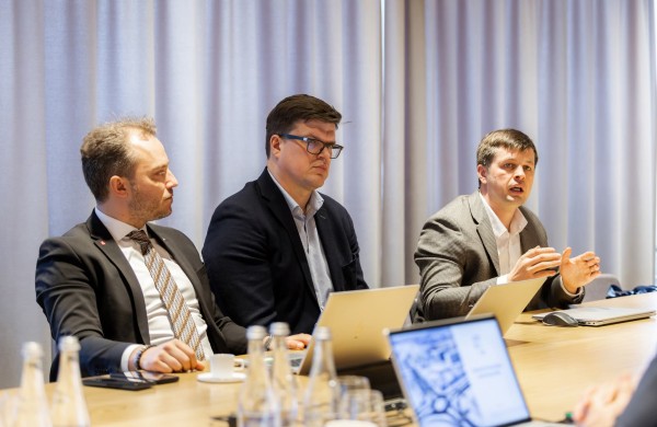 Susisiekimo ministras Jonavoje: aplinkkelis ir „Rail Baltica“ -  prioritetiniai tikslai