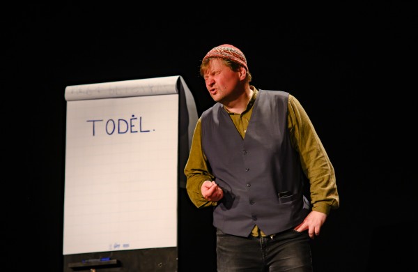 „Rudnosiukas ir jo moterys“: rašytojas ir režisierius Vytautas V. Landsbergis apie meilę, priklausomybę ir laisvę 