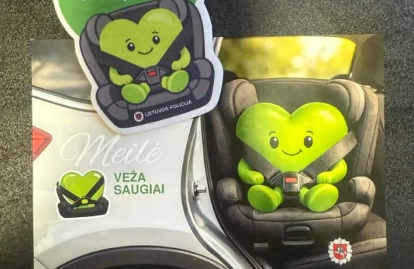 ,,Meilė veža saugiai“ – žalios širdelės pasklido ne tik Jonavoje, bet ir visoje Lietuvoje