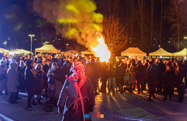 Triukšmingai ir linksmai Jonavoje nuaidėjo Užgavėnių šurmulynės