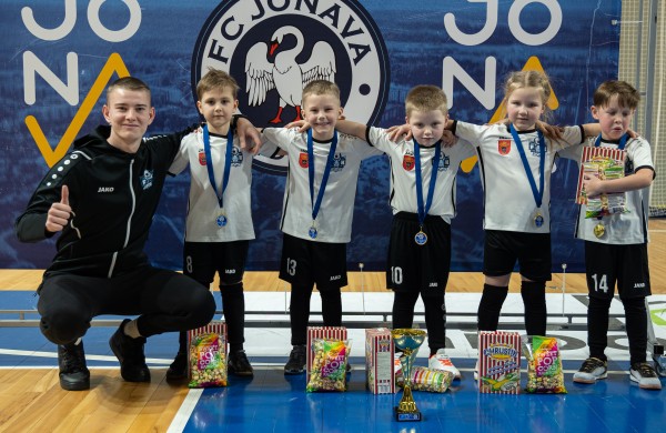 Jonavos rajono mero taurės turnyras subūrė mažuosius futbolininkus iš visos Lietuvos 