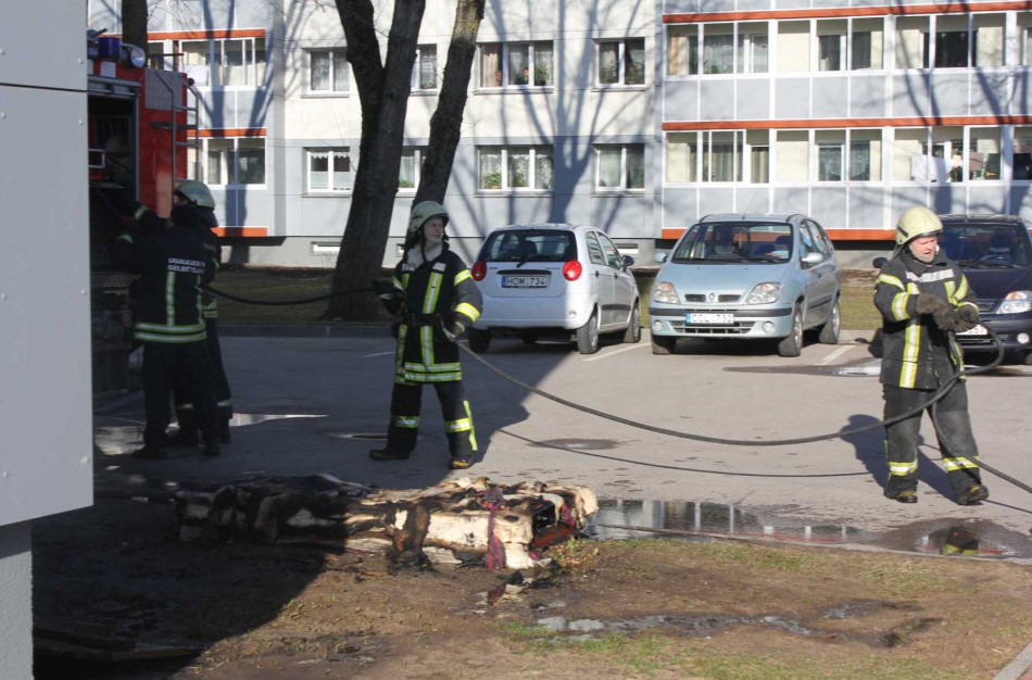 Gaisrų prevencija: Jonavoje bus tikrinami daugiabučiai