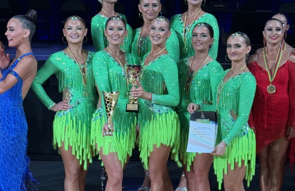 ,,Unico“ - tarp stipriausių Lietuvoje: Kauno sporto halėje iškovoti vicečempionių ir  bronzos laurai