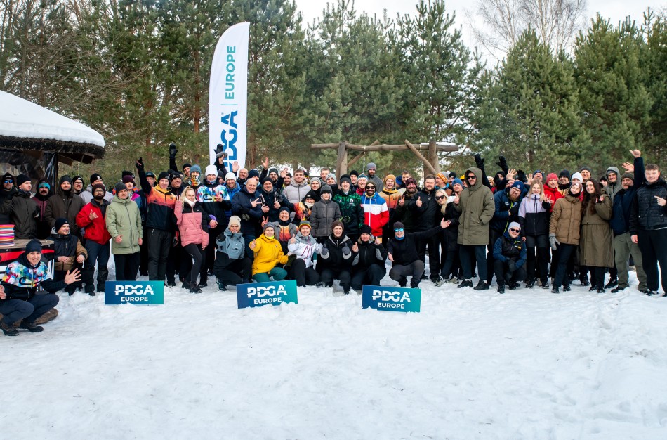 Dvyliktajame Lietuvos diskgolfo žiemos čempionate – sniego nepabūgę čempionai 