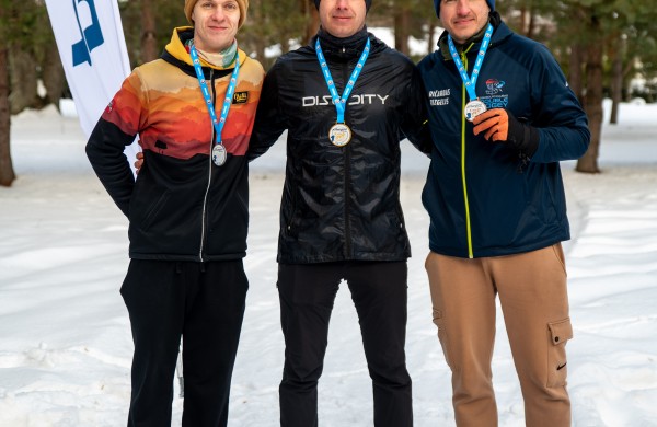 Dvyliktajame Lietuvos diskgolfo žiemos čempionate – sniego nepabūgę čempionai 