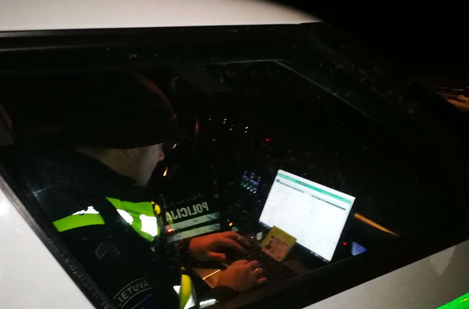 Vakaro radinys Sodų gatvėje