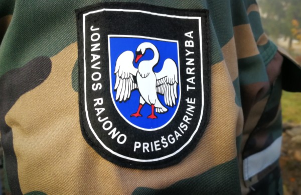 Jonavos ugniagesių para: gaisras, avarija, pavojaus šalinimas bei pagalba medikams