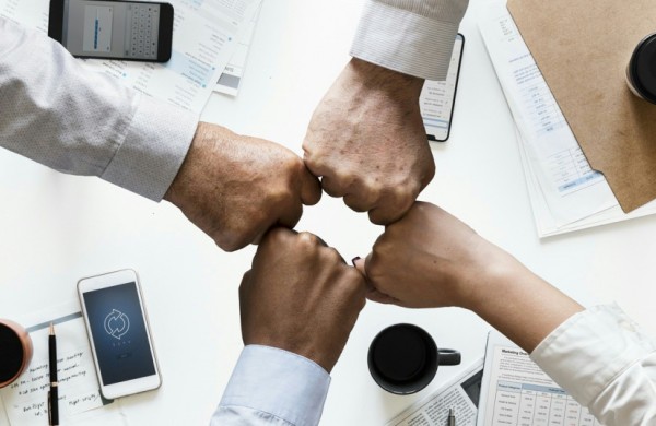 VRM tyrimas: dauguma gyventojų teigiamai vertina valstybės ir savivaldybių įstaigų darbą