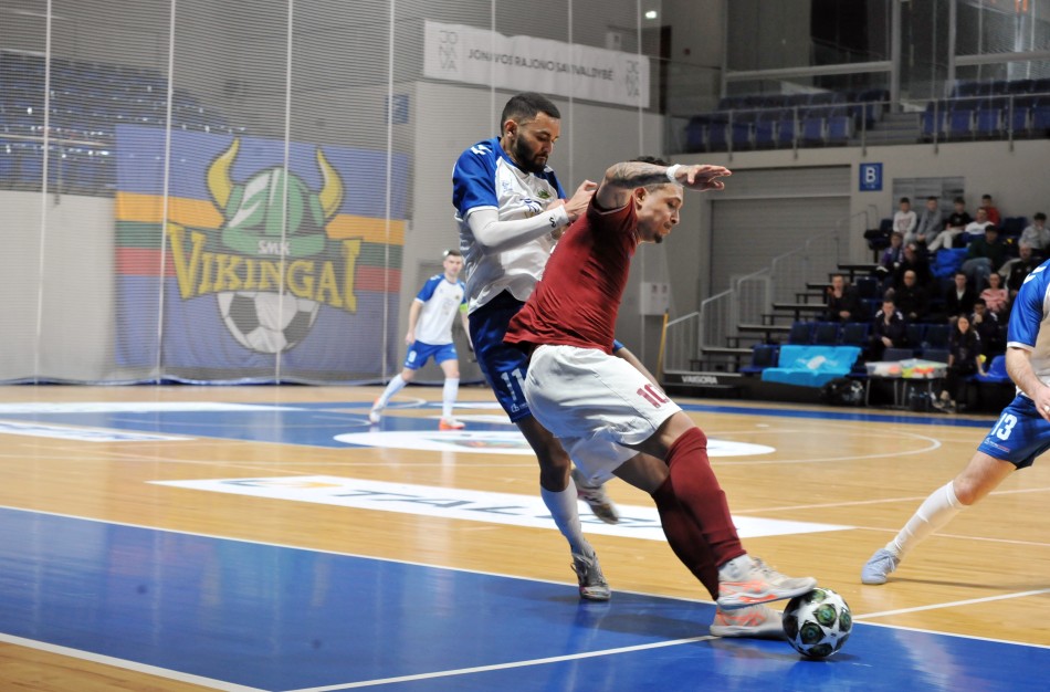 Lemiamos Jonavos „VIKINGŲ“ ketvirtfinalio rungtynės šeštadienį Jonavos sporto arenoje