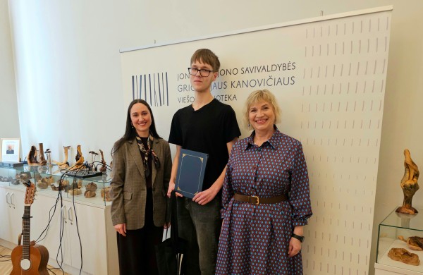 Apdovanotas Kūrybinio rašymo konkurso „KEĨSTI arba gyvenimas po mūsų“ laureatas 