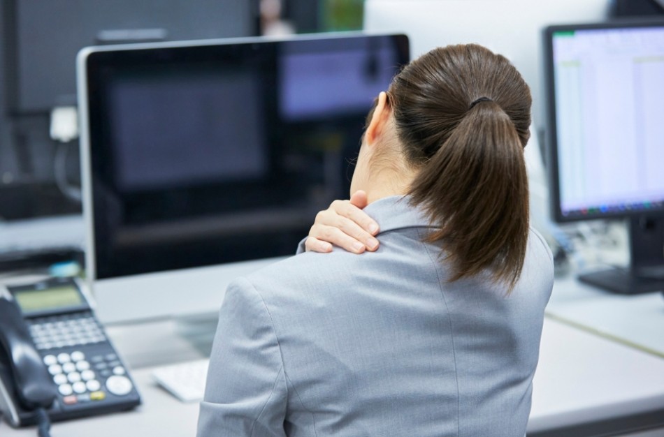 VDI praneša: atrinktoms įmonėms reikės pateikti Ilgalaikio sėdėjimo ir stovėjimo darbe prevencijos teminę ataskaitą