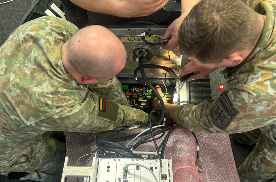 Vokietijoje parengti pirmieji Lietuvos kariuomenės robotų mechanikai