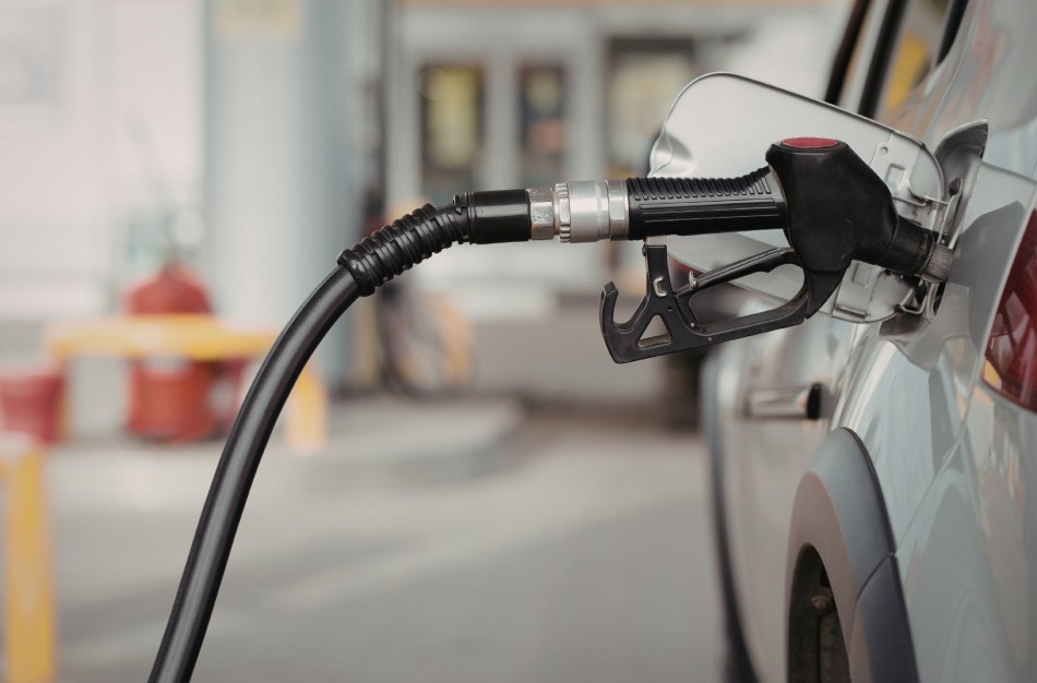 ,,ORLEN Lietuva“ įpareigota nedelsiant  į rinką patiekti 80 tūkst. tonų degalų iš rezervo