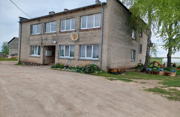 Skelbiamas 3-jų kambarių buto pardavimo aukcionas Biržulių k., Bukonių seniūnijoje