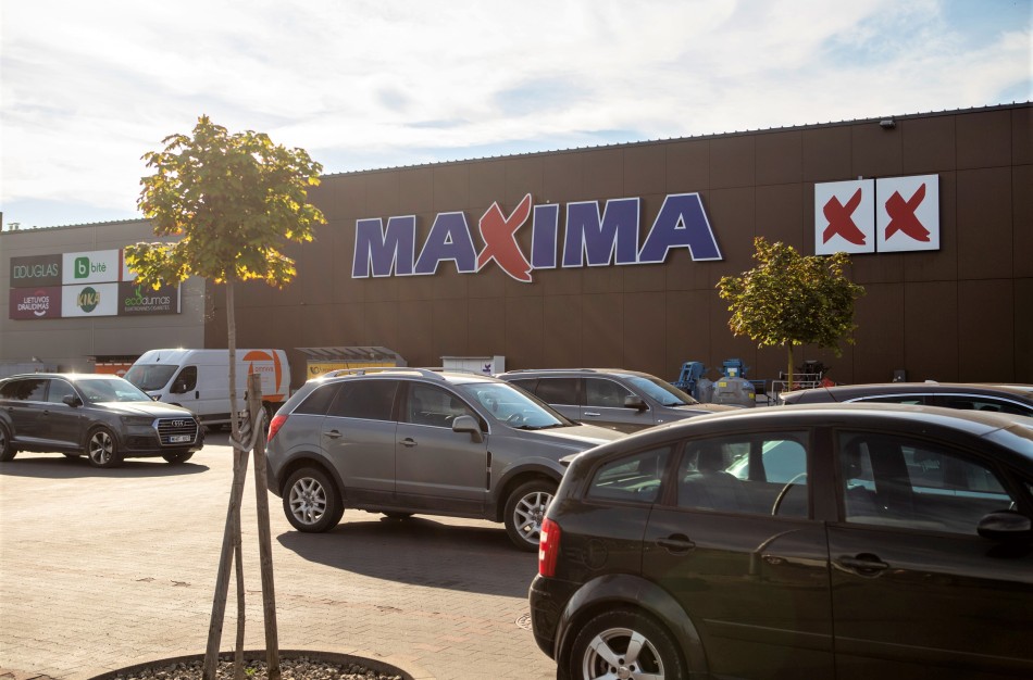 „Maxima“: dėl kylančių degalų kainų nė viena maisto prekė artimiausiu metu nebrangs