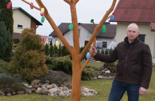 Jonaviečio dovana miestui – Velykų medis