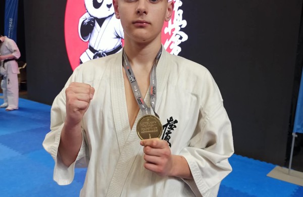 Kyokushin karate Kumite klubo pasiekimai: 11 jonaviečių pelnė medalius 
