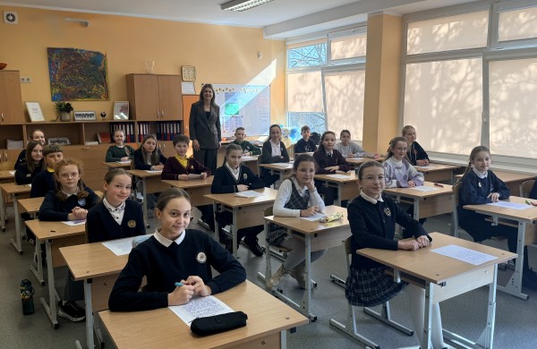 Jonavoje – respublikinis diktanto konkursas: raštingiausi ketvirtokai iš visos Lietuvos 