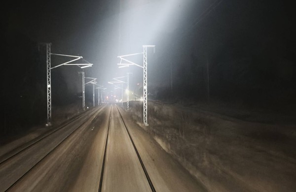 Vilnius–Klaipėda elektrifikacijos pažanga: elektriniu traukiniu pirmą kartą pravažiuota ruože Kaišiadorys–Žeimiai