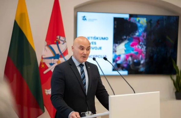 Stiprinama visuotinė gynyba: pristatytos pilietiškumo erdvės