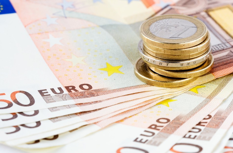 Vyriausybė pritarė laikinai mažinti akcizą dyzeliniam kurui: kaina galėtų mažėti 6 centais