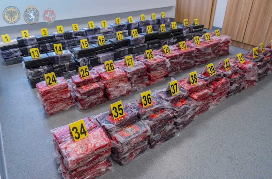 Pareigūnai perėmė daugiau nei 1000 kg kokaino