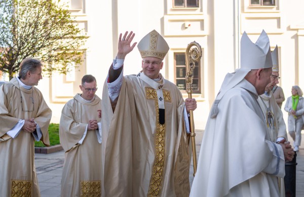 Kauno arkivyskupas metropolitas Kęstutis Kėvalas: „100 metų lietuvių tautai dedikuotai popiežiaus bulei ir 100-osios Velykos Kauno arkivyskupijos istorijoje“ 