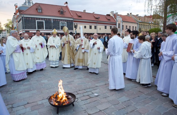 Kauno arkivyskupas metropolitas Kęstutis Kėvalas: „100 metų lietuvių tautai dedikuotai popiežiaus bulei ir 100-osios Velykos Kauno arkivyskupijos istorijoje“ 