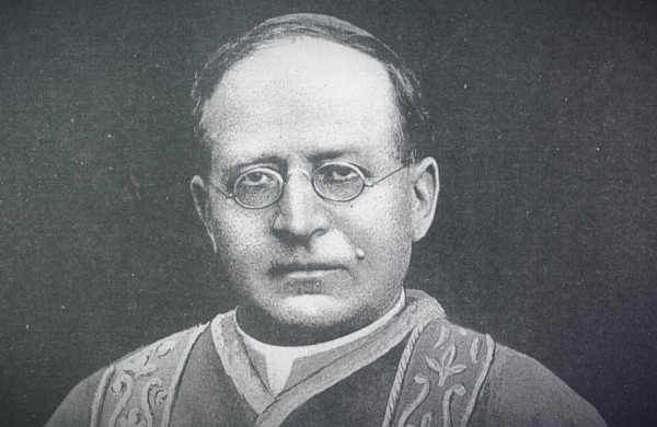 Kauno arkivyskupas metropolitas Kęstutis Kėvalas: „100 metų lietuvių tautai dedikuotai popiežiaus bulei ir 100-osios Velykos Kauno arkivyskupijos istorijoje“ 