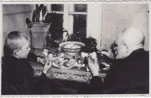 Velykos Lietuvoje: nuo senųjų papročių iki šventinio stalo tradicijų