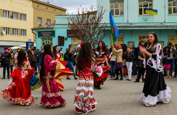 Užimtumo tarnyba: Tarp romų įsidarbinimą ribojančių iššūkių – ir žemas išsilavinimas