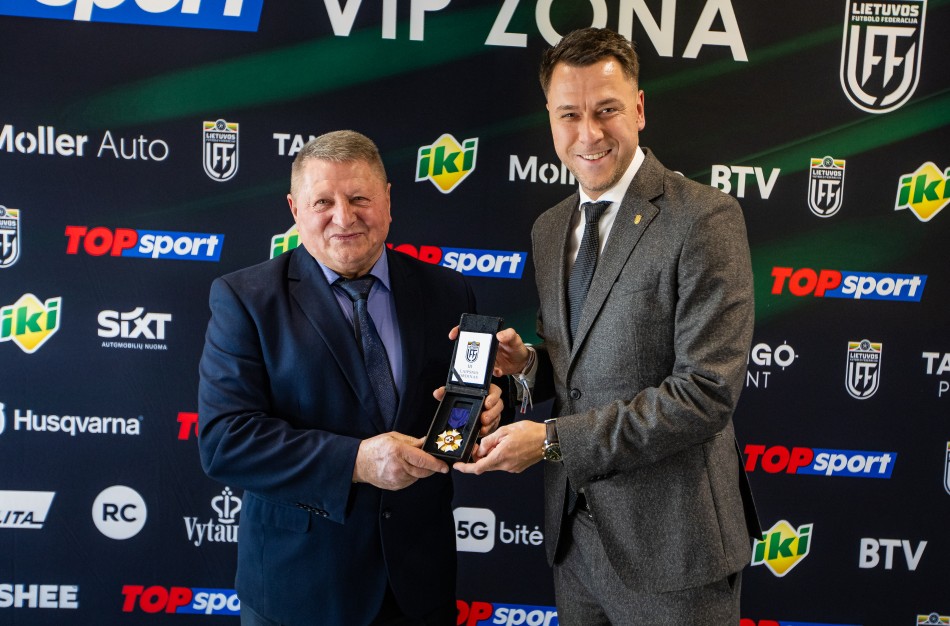Apdovanoti futbolui nusipelnę žmonės: tarp jų ir jonavietis
