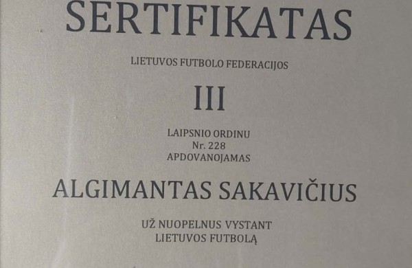 Apdovanoti futbolui nusipelnę žmonės: tarp jų ir jonavietis