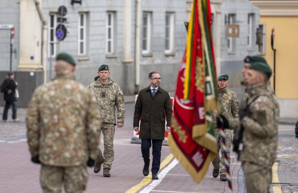 Pasveikinti ir apdovanoti iš misijos Kosove grįžę Lietuvos kariai