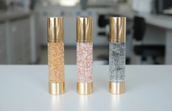 Studentės idėja virto inovacija: LSMU sukurta kapsuliuota dermakosmetika su dvigubo veikimo technologija