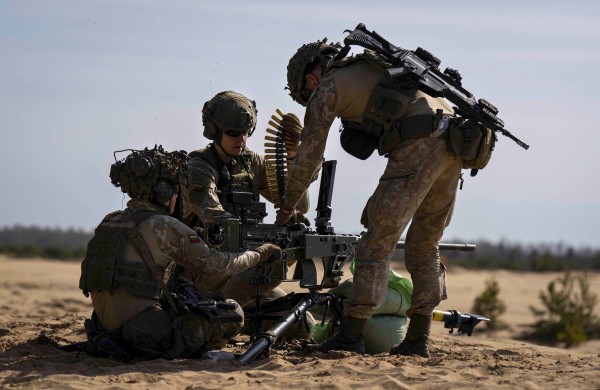 Gaižiūnų poligone vertintas karių pasirengimas ir sunkiosios ginkluotės galimybės