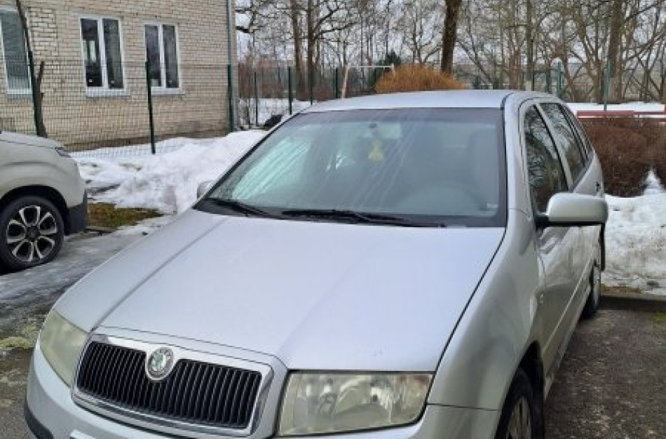 PAKARTOTINIS Automobilio Škoda Fabia (valst. Nr. CGP798) pardavimas viešo aukciono būdu