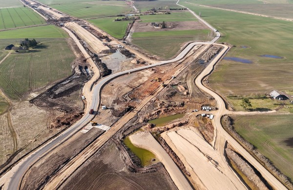 „Rail Baltica“: nutarta pradėti žemės paėmimo visuomenės poreikiams procedūras Kaune ir Jonavoje