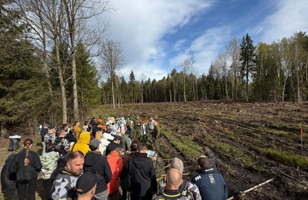 Nacionalinis miškasodis tapo gražia tradicija ir keturratininkų klubui