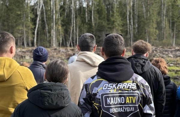 Nacionalinis miškasodis tapo gražia tradicija ir keturratininkų klubui