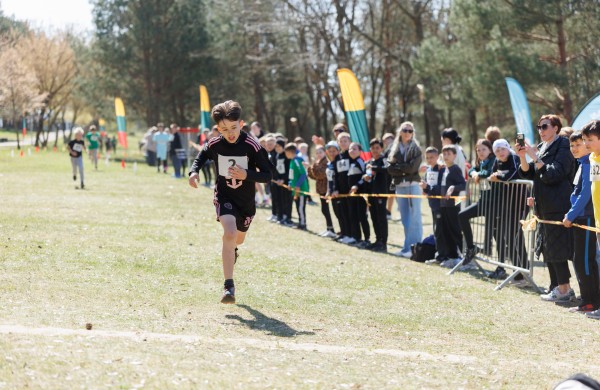 Įvyko Jonavos r. moksleivių lengvosios atletikos "Pavasario krosas" 2026