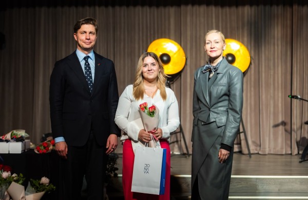 Medikų dienos minėjime Jonavoje – padėkos už profesionalumą ir atsidavimą bendruomenei