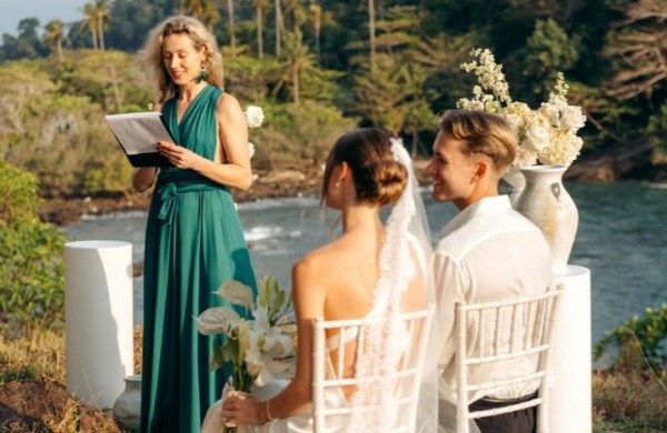 Vis dažniau lietuvaičiai vestuves renkasi užsienyje