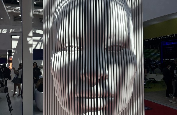 Gydytojas dermatologas K. Pampikas: „Užmirškite pūstas lūpas ir perpildytus skruostus“