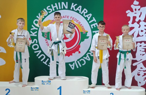 Jonavos kyokushin karate “Kumite” klubo pasiekimai Kėdainiuose